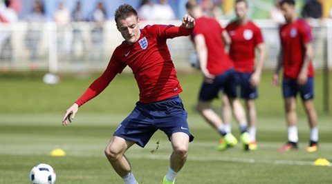 Jamie Vardy, Vardy, Leicester City, Leicester, Arsenal, Arsenal football, Premier League, Football news, football