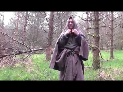 10 things to do with a wool blanket #4 make a coat/cloak