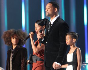 File - Will Smith and his wife Jada Pinkett Smith with their children Jaden and Willow at The Nobel Peace Prize Concert 2009.