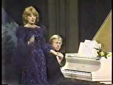 Beverly Sills Farewell - Her Final Performance!