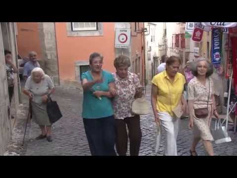 Alfama walking tour in Lisbon