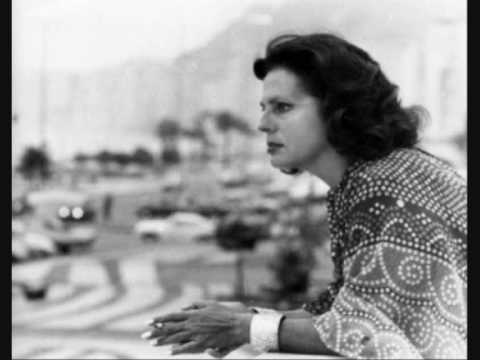 AMÁLIA RODRIGUES - "ALFAMA"