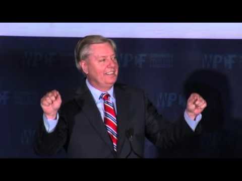 Sen. Lindsey Graham Roasts Republican Candidates