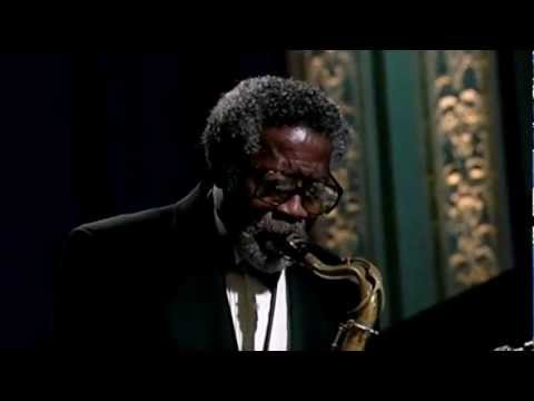 Desafinado -  Antonio Carlos Jobim & Joe Henderson (HQ)