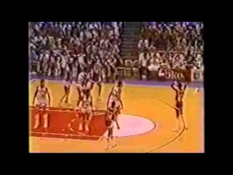 Bob McAdoo 26/10/3 vs. Spurs 1982 Playoffs Game 4