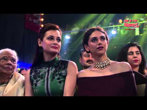 Amit Mishra & Aman Trikha At The Royal Stag Mirchi Music Awards