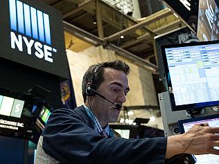 Dow Jones Industrial Average Ends Week With Dive Downward