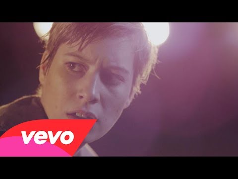 Manic Street Preachers - Walk Me to the Bridge (Official Video)