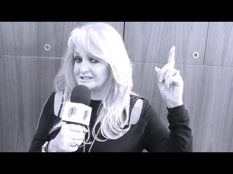 Bonnie Tyler gets set for Eurovision 2013 | Official Charts Company