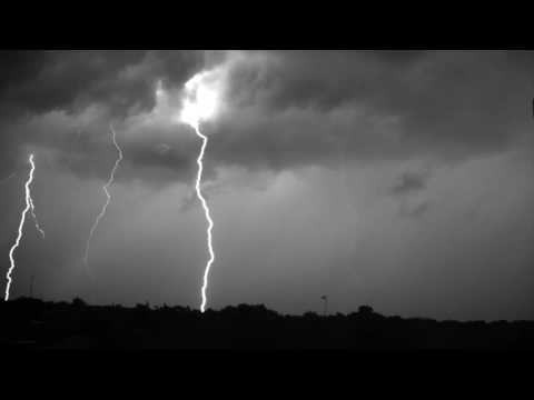 Lightning Storm Recorded at 7000 Frames Per Second