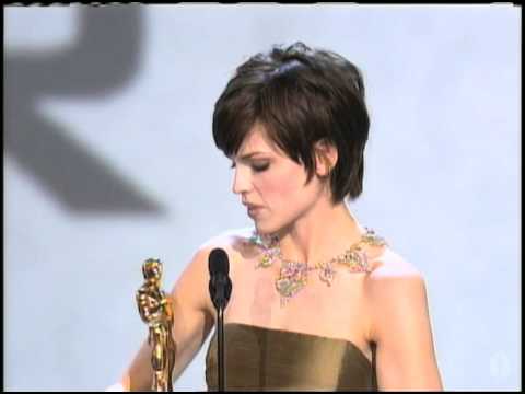 Hilary Swank Wins Best Actress: 2000 Oscars