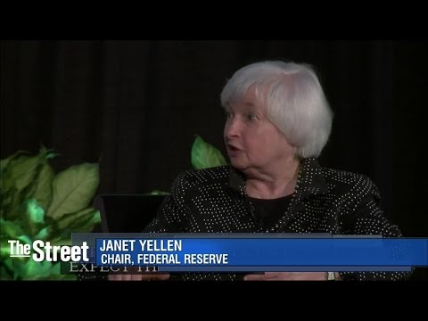 Federal Reserve Chair Janet Yellen Preps Markets for Near-Term Rate Increase