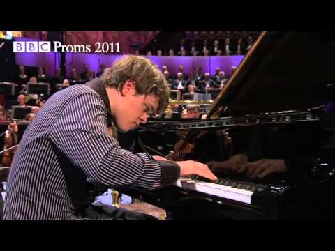 BBC Proms 2011: Benjamin Grosvenor plays Brahms