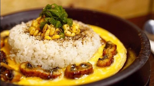 Eel pepper rice with egg.