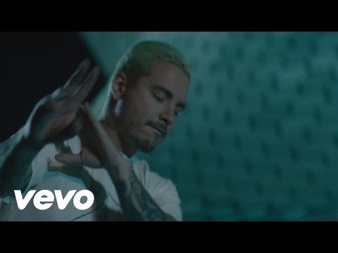 J. Balvin - Bobo