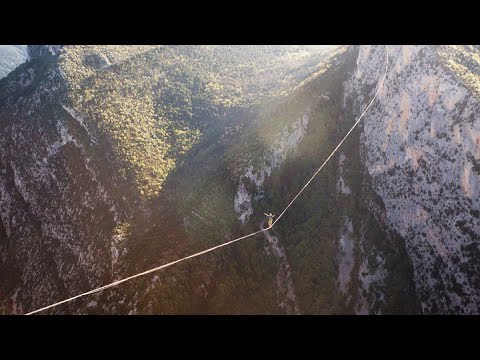 World Record 1km Slackline set by Nathan Paulin & Danny Menšík