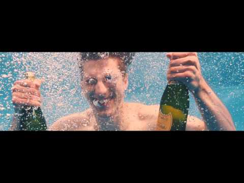 alt-J - Left Hand Free (Official Video) 2