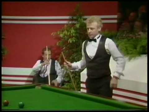 Russ Abbot in Snooker