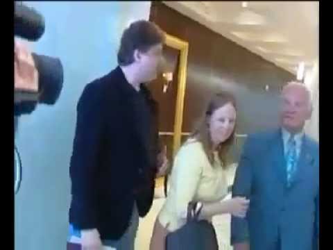 Buzz Aldrin punches Bart Sibrel after being harassed by him