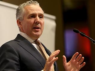 Photos of Telstra CEO Andrew Penn speaking at the American Chambers of Commerce Lunch in Melbourne