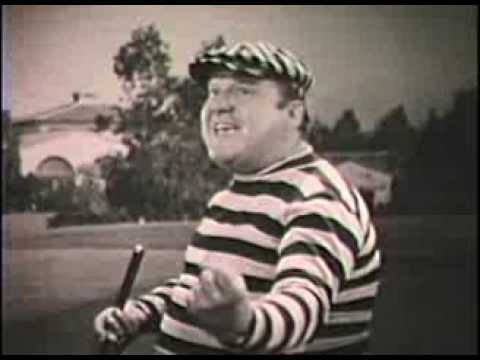 Arthur Q. Bryan (Elmer Fudd) sings "The Golfer's Lament."