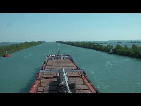 Great Lakes Sailing - St.Clair & Detroit Rivers HD time-lapse