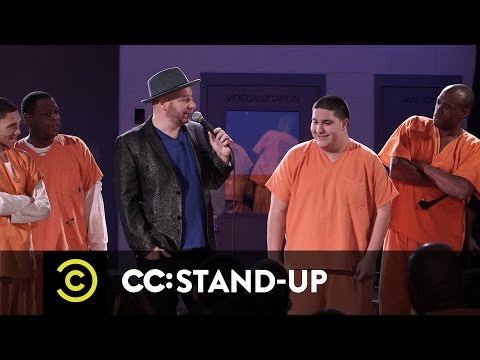 Jeff Ross Roasts Criminals: Live at Brazos County Jail - Speed-Roasting Prisoners - Uncensored