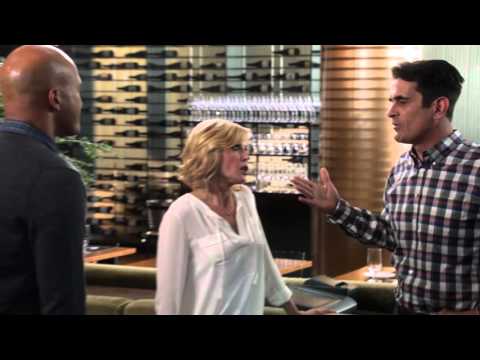 Modern Family - The Cricket Bet