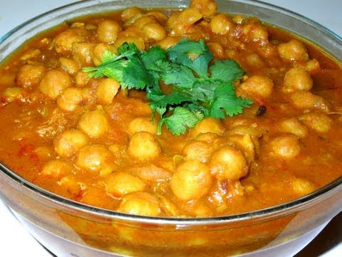 Cholle Bhature (Chana Masala) Chickpeas curry Recipe