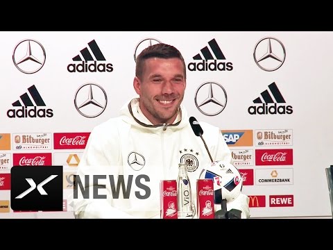 Lukas Podolski: "80 Prozent von euch und ich kraulen sich auch an den Eiern" | Jogi Löw