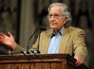 Noam Chomsky slams Turkish Pres. Erdogan for Arresting Academics, supporting Extremism