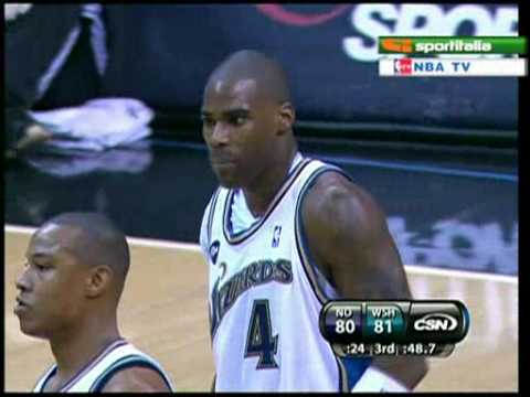 Chris Paul mocks Antawn Jamison's flop by dancing