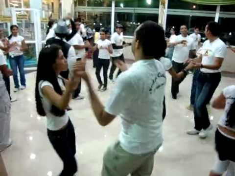 Aqui en Latin Union Salsa Puerto Cabello BASICO 1 "Le Bon Vivant" Martes parte 1