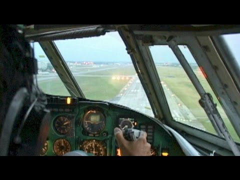 Ilyushin 62 into Havana, Cuba!