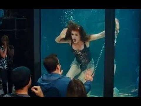 Now You See Me -  Piranha tank [Isla Fisher]