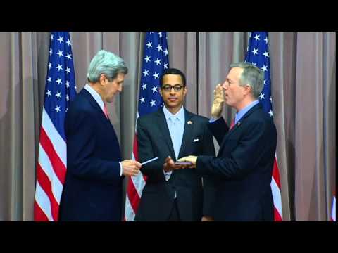 Secretary Kerry at the Swearing-In Ceremony for U.S. Ambassador to Vietnam Ted Osius