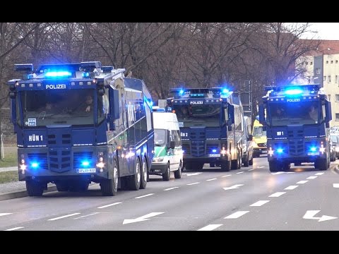 Polizei Großeinsatz 1.FC Magdeburg vs FC Hansa Rostock