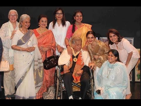 Shashi Kapoor gets "DadaSaheb" Phalke award Moments Watch Out Full Video Coverave!