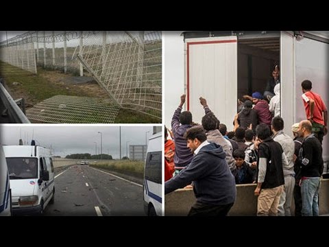 VIOLENT MIGRANTS SHUT DOWN PORT ROAD AND THROW ROCKS AT BRITISH CARS