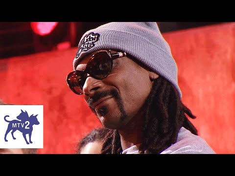 Wild ’N Out | Snoop Dogg Clowns Nick Cannon's Rapping Skills | #Wildstyle