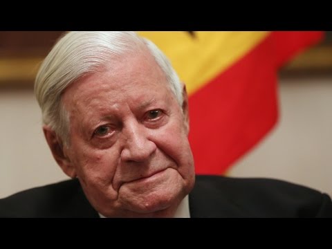 Helmut Schmidt: former German Chancellor dies