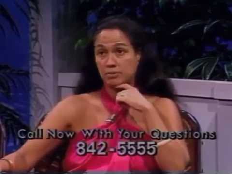 Native Hawaiian woman responds to ‪racist‬ caller. ‪‎APDTA‬ Kumu Haunani-Kay Trask