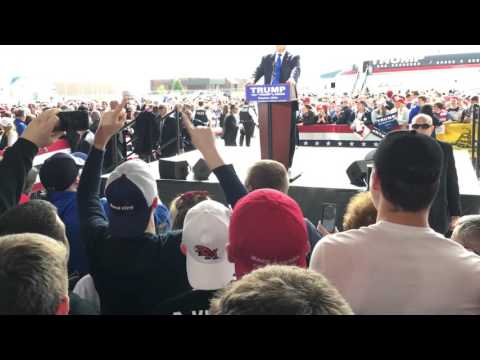 Attempted attack on Donald Trump at Dayton Ohio March 12, 2016