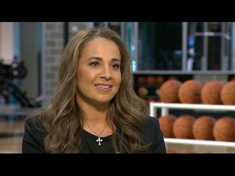 Becky Hammon 'Just So Thankful' to Coach in NBA