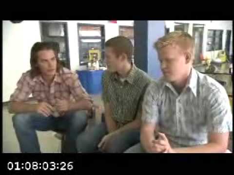 Taylor Kitsch , Zach Gilford & Jesse Plemons - Speaking on S3.flv