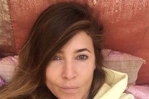 Lisa Snowdon shares a non make-up selfie 