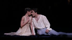  Connor Walsh and Karina Gonzalez in the Houston Ballet's Romeo and Juliet.