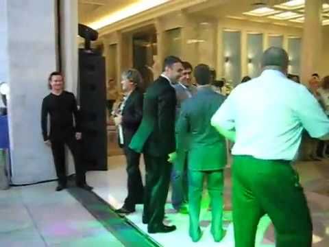 Medvedev Dance - Russian President Dance Moves