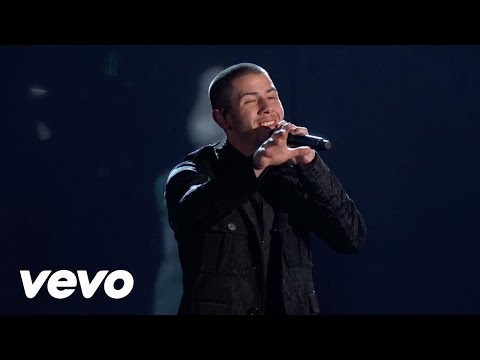 Nick Jonas - Close (Live From the 2016 Billboard Music Awards) ft. Tove Lo