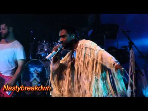 Miguel - Coffee (Wildheart Tour Minneapolis 8-15-15)